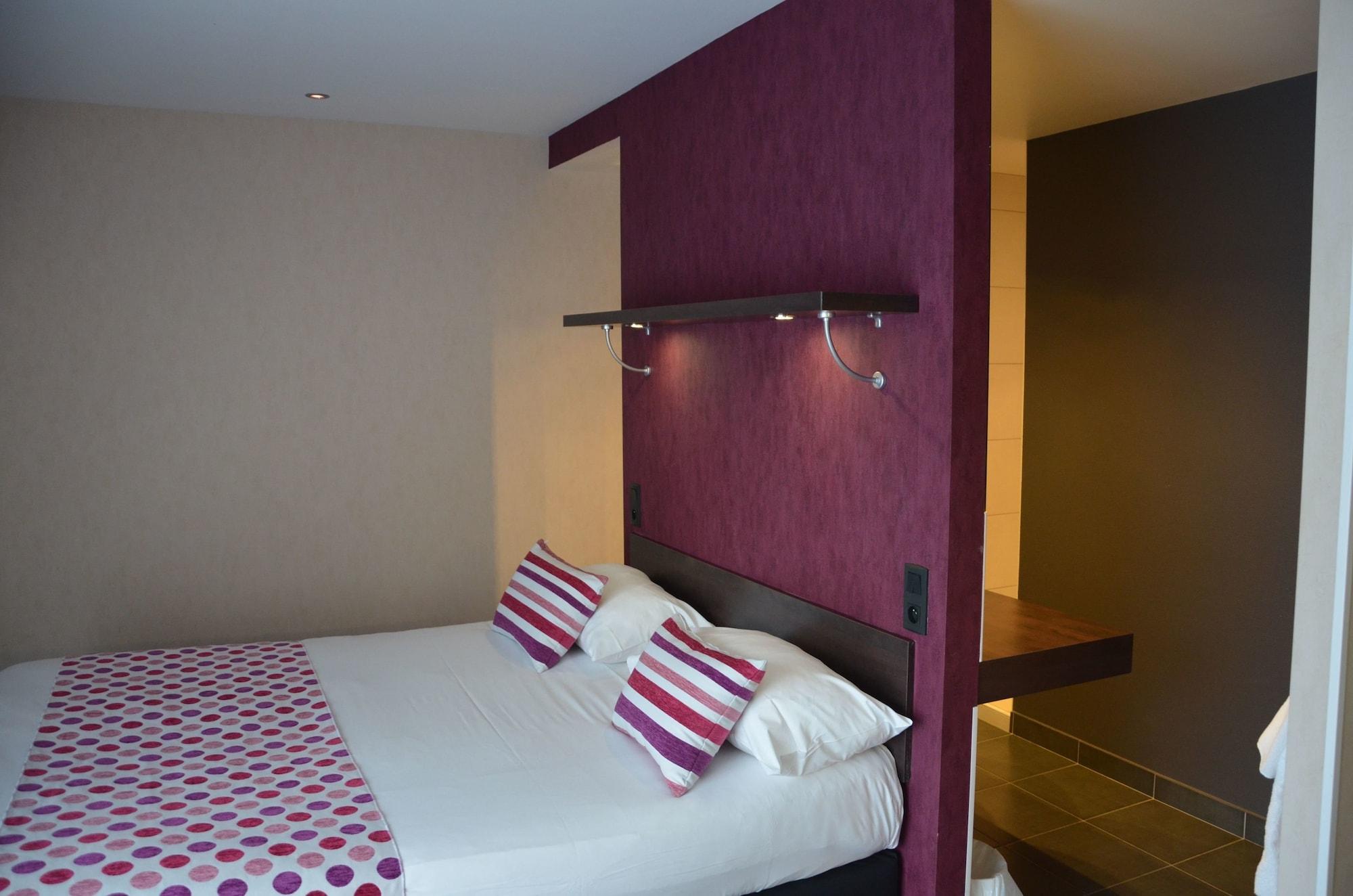Logis Golfe Hotel Vannes Exterior photo